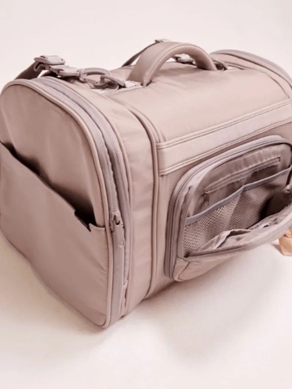 All-in-one travel carrier